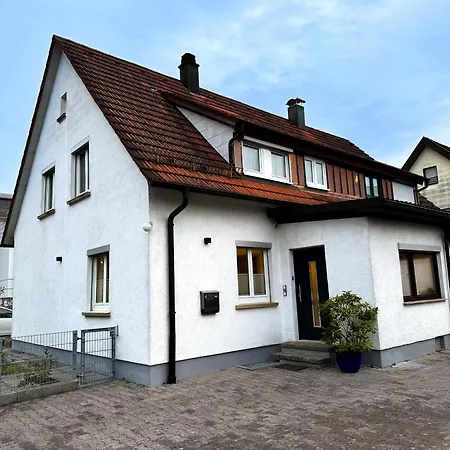 Dom wakacyjny Modernes Bis 8 Personen