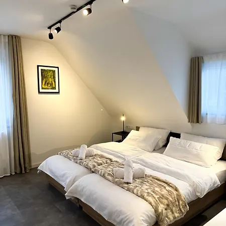 Modernes Bis 8 Personen * Böblingen
