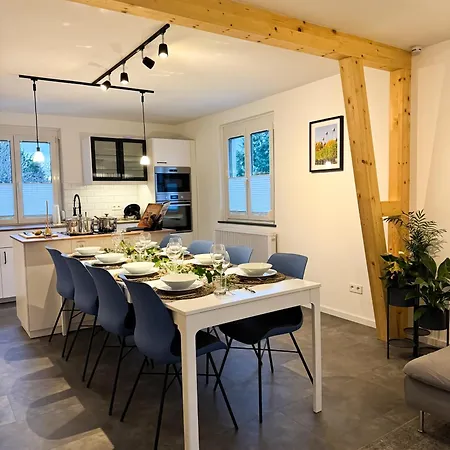 Dom wakacyjny Modernes Bis 8 Personen